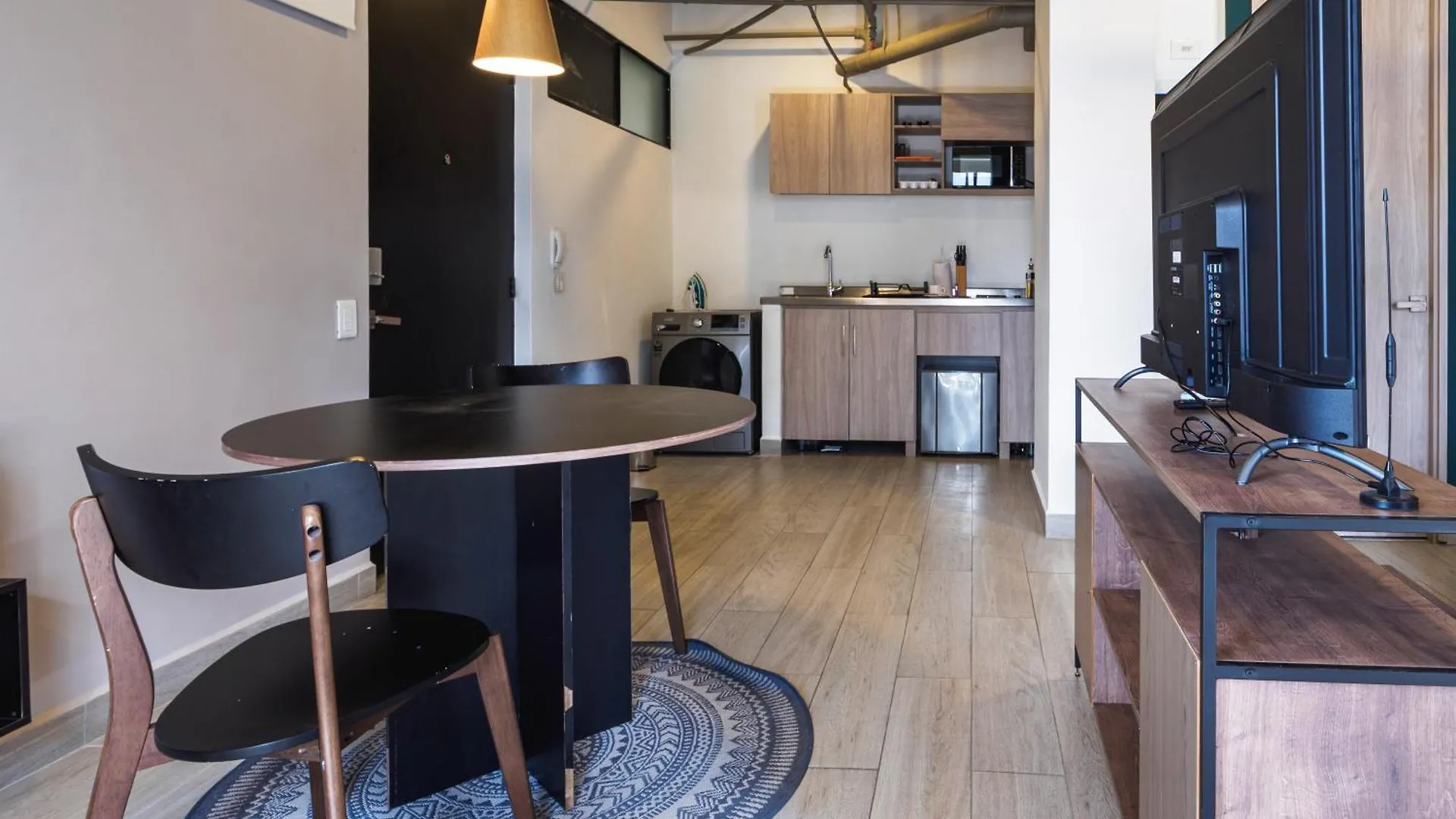 Stylish Loft In The Heart Of Laureles Apartment Medellin 0*,