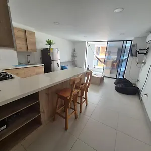 Luareles-san Joaquin-balcon Medellín